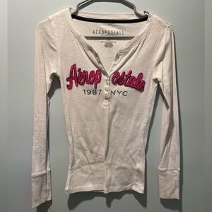 Aeropostale designed in nyc long sleeve T size- M